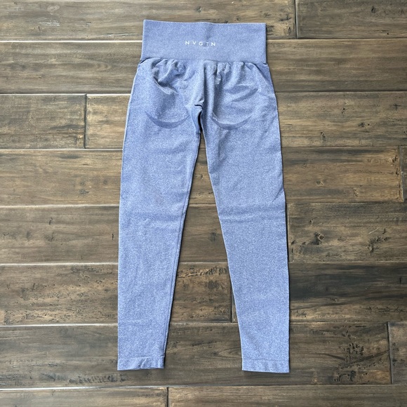 NVGTN Royale Contour Seamless Leggings - Picture 3 of 5